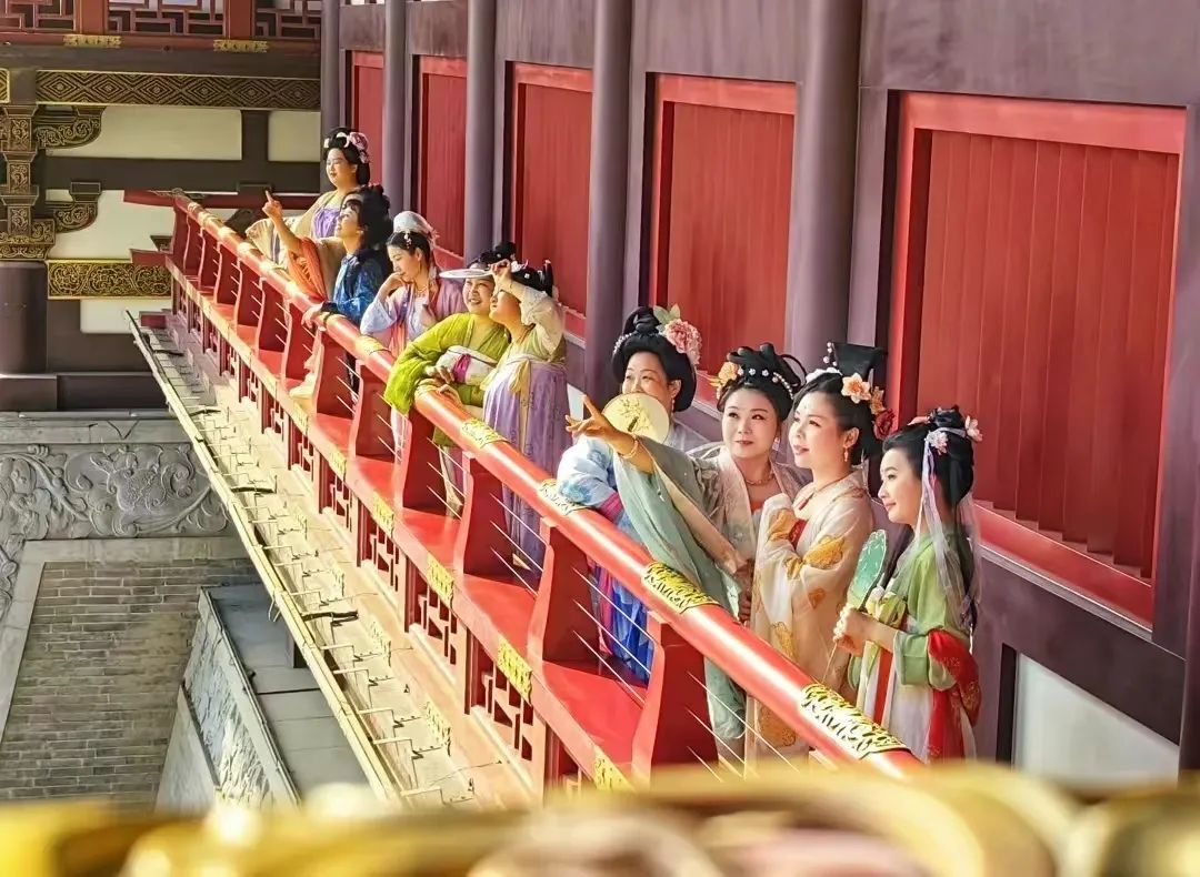 本周穿汉服免费入园:端午节后多地景点继续开展穿汉服免费入园活动 本周穿汉服免费入园:端午节后多地景点继续开展穿汉服免费入园活动