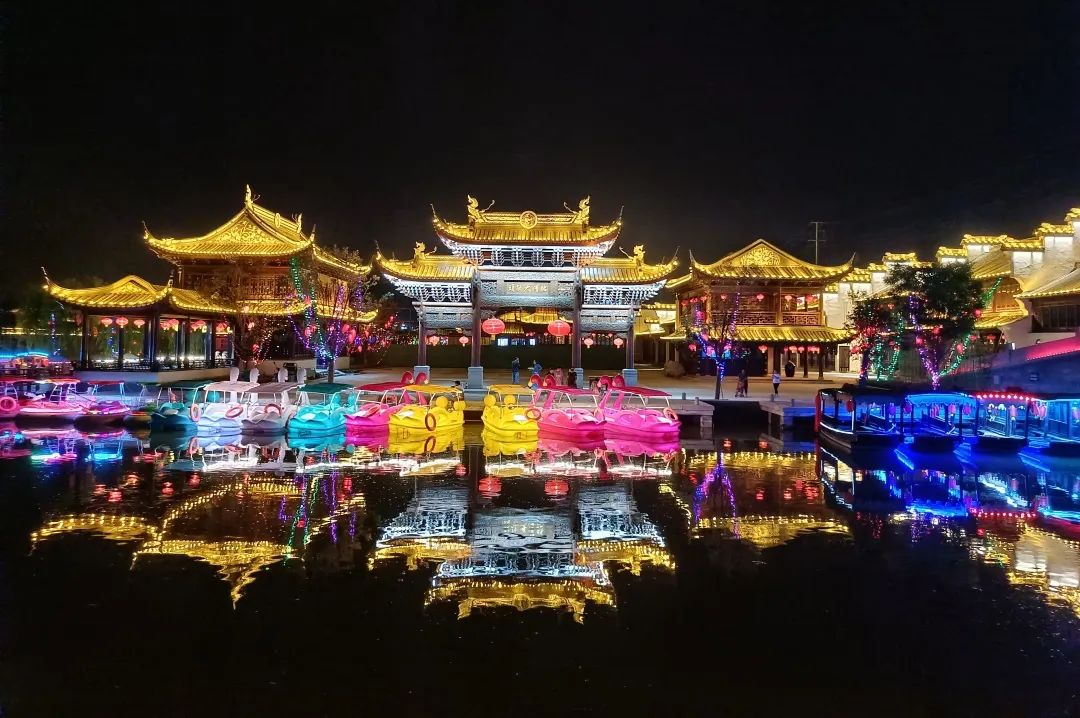 本周穿汉服免费入园：端午节后多地景点继续开展穿汉服免费入园活动