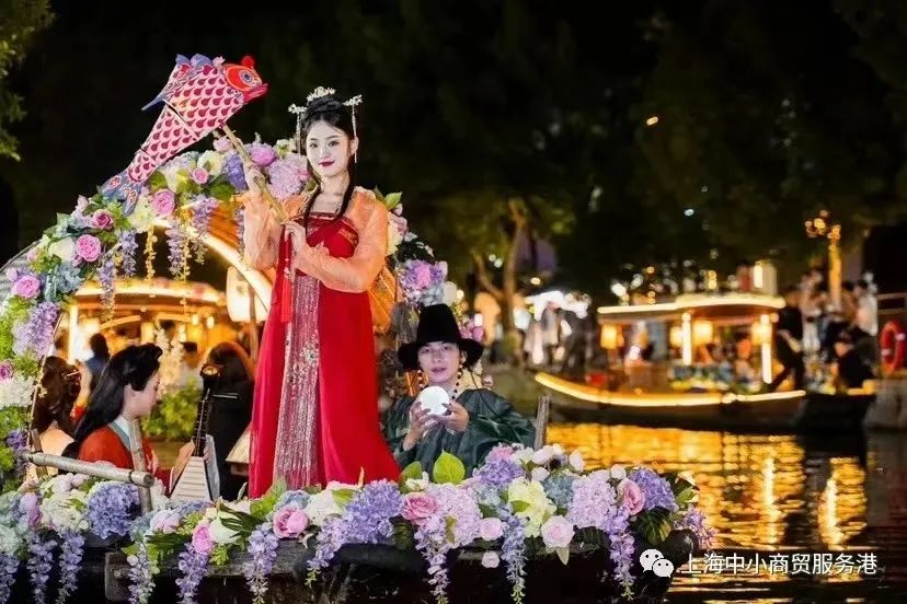本周穿汉服免费入园：端午节后多地景点继续开展穿汉服免费入园活动