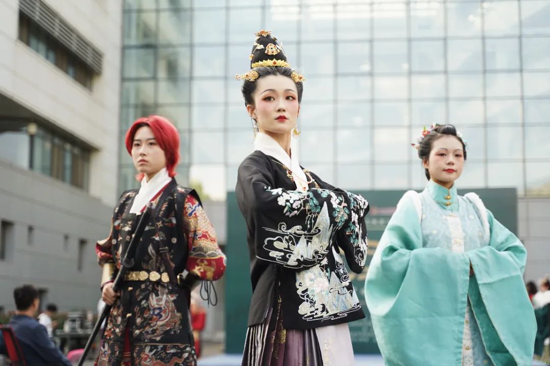 榜样社团丨山东女子学院明镜台汉服社团入选 “好网民·在山东”榜样社团优秀故事