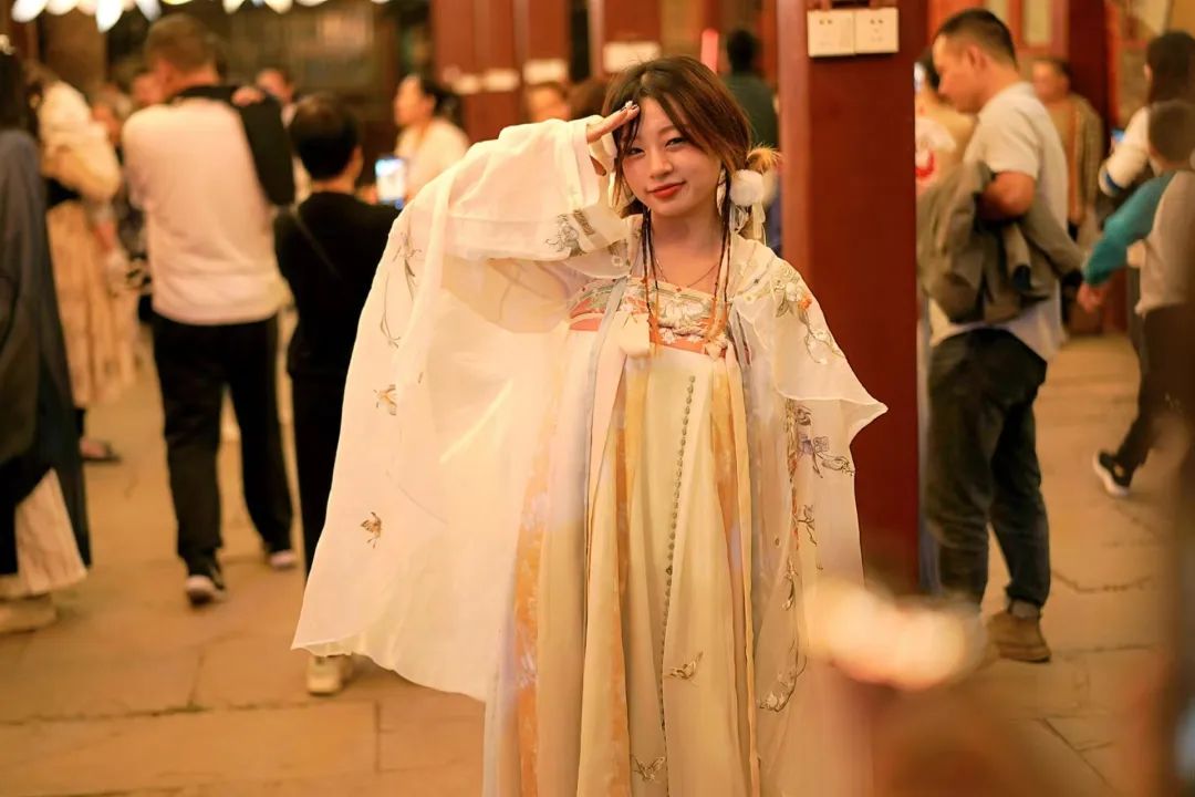 超仙超美，不去后悔！快穿上你的汉服去这儿打卡→