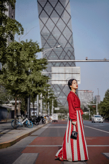 90后主编:让汉服融入日常生活 90后主编:让汉服融入日常生活