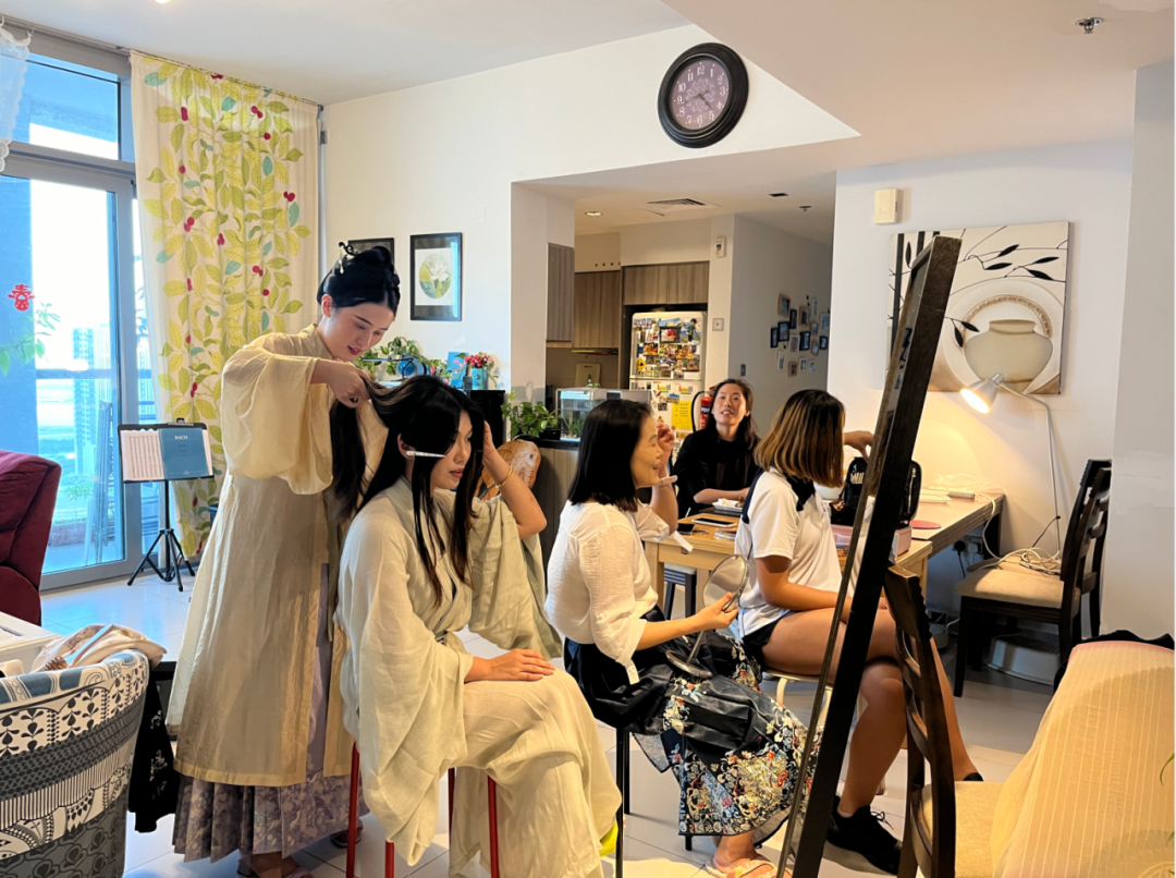 【校友风采】张思林：身着汉服，她向世界展示中国美