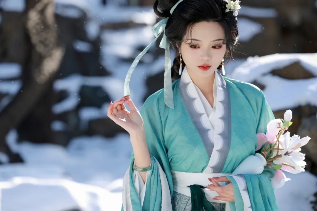最爱东山晴后雪!在颐和园给博士师妹拍的宋复原人像 最爱东山晴后雪!在颐和园给博士师妹拍的宋复原人像