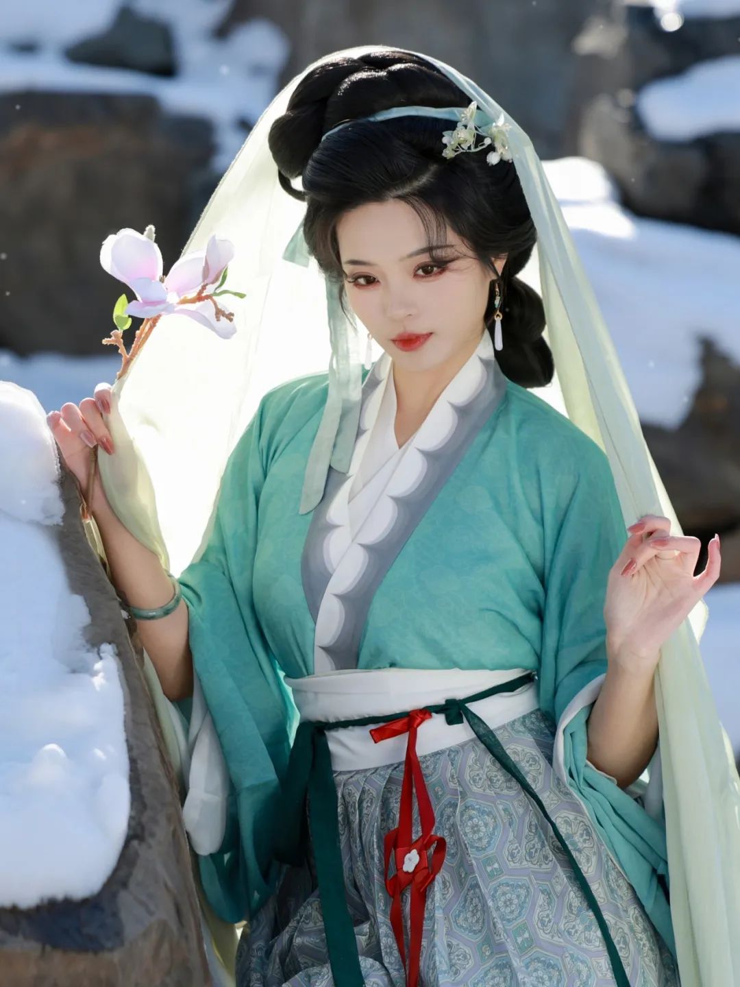 最爱东山晴后雪!在颐和园给博士师妹拍的宋复原人像 最爱东山晴后雪!在颐和园给博士师妹拍的宋复原人像