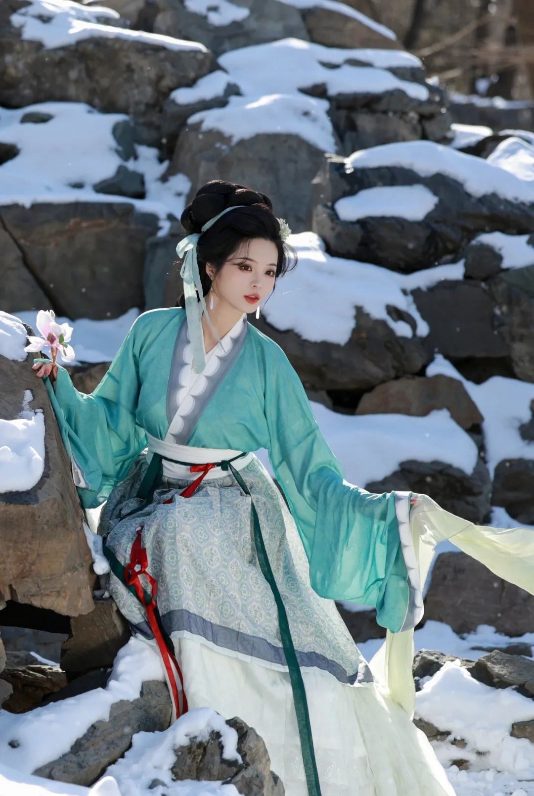 最爱东山晴后雪!在颐和园给博士师妹拍的宋复原人像 最爱东山晴后雪!在颐和园给博士师妹拍的宋复原人像