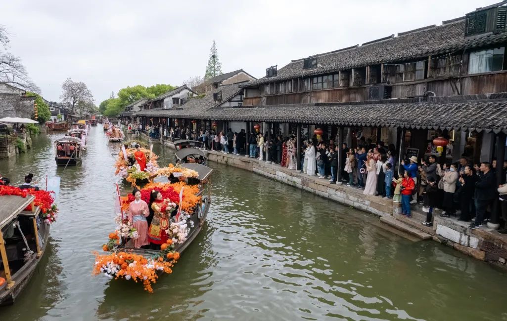 春风有信,花神舞西塘! 春风有信,花神舞西塘!