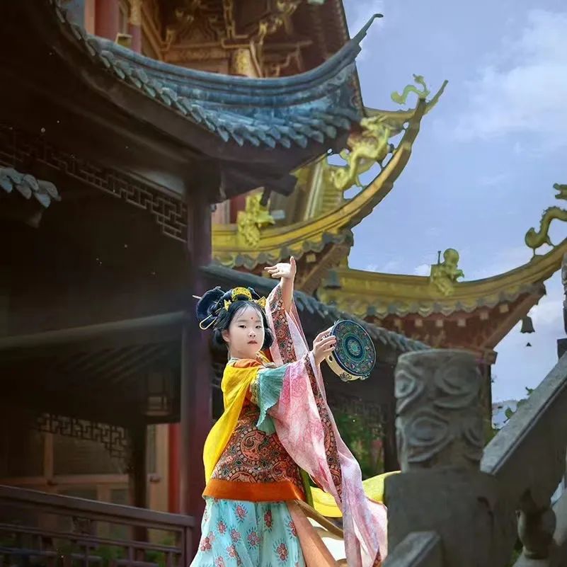 春日绮梦 | 揭秘汉服的春季着装