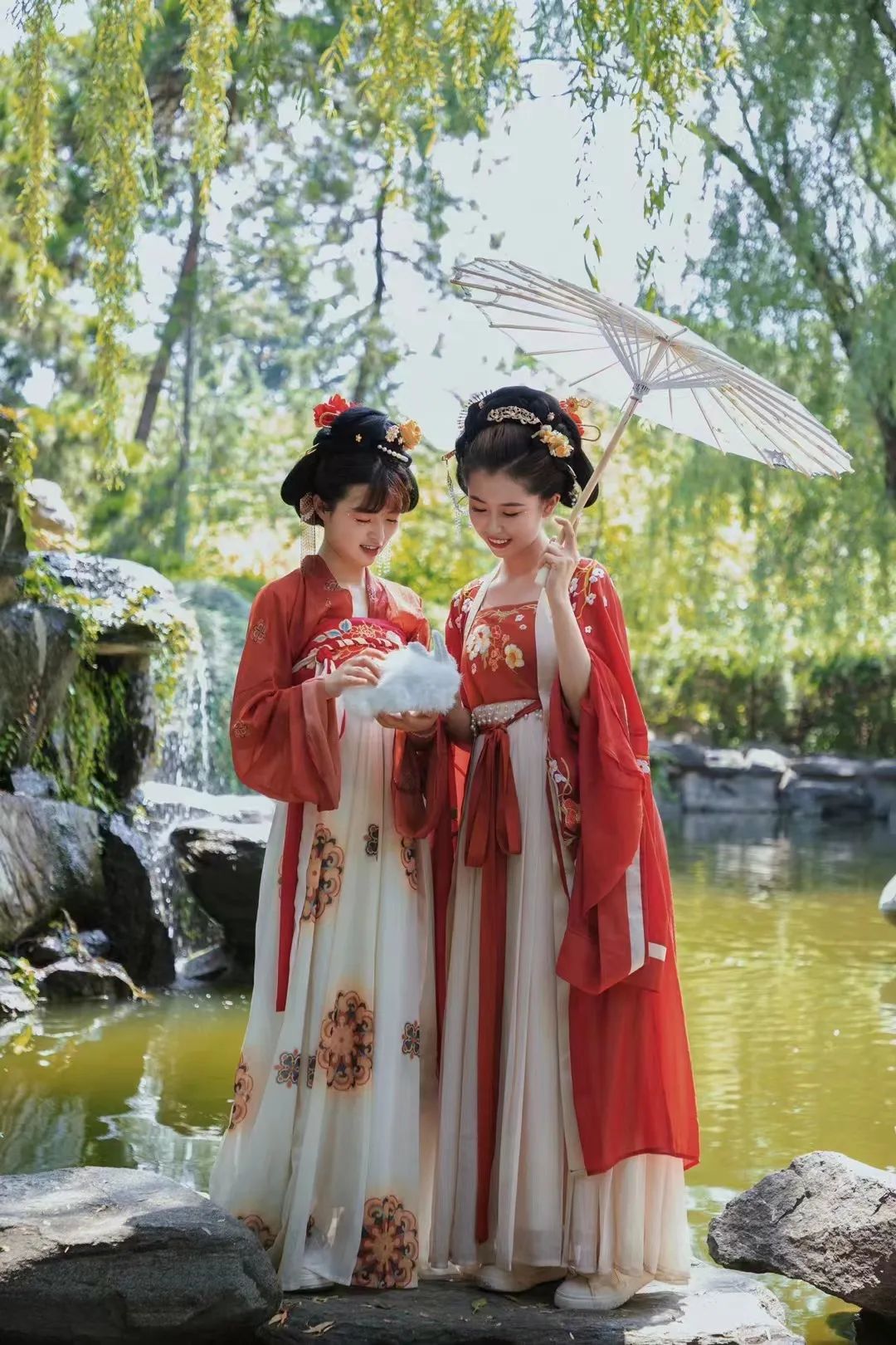 【传统文化】汉服文化:传承千年的华夏之美 【传统文化】汉服文化:传承千年的华夏之美