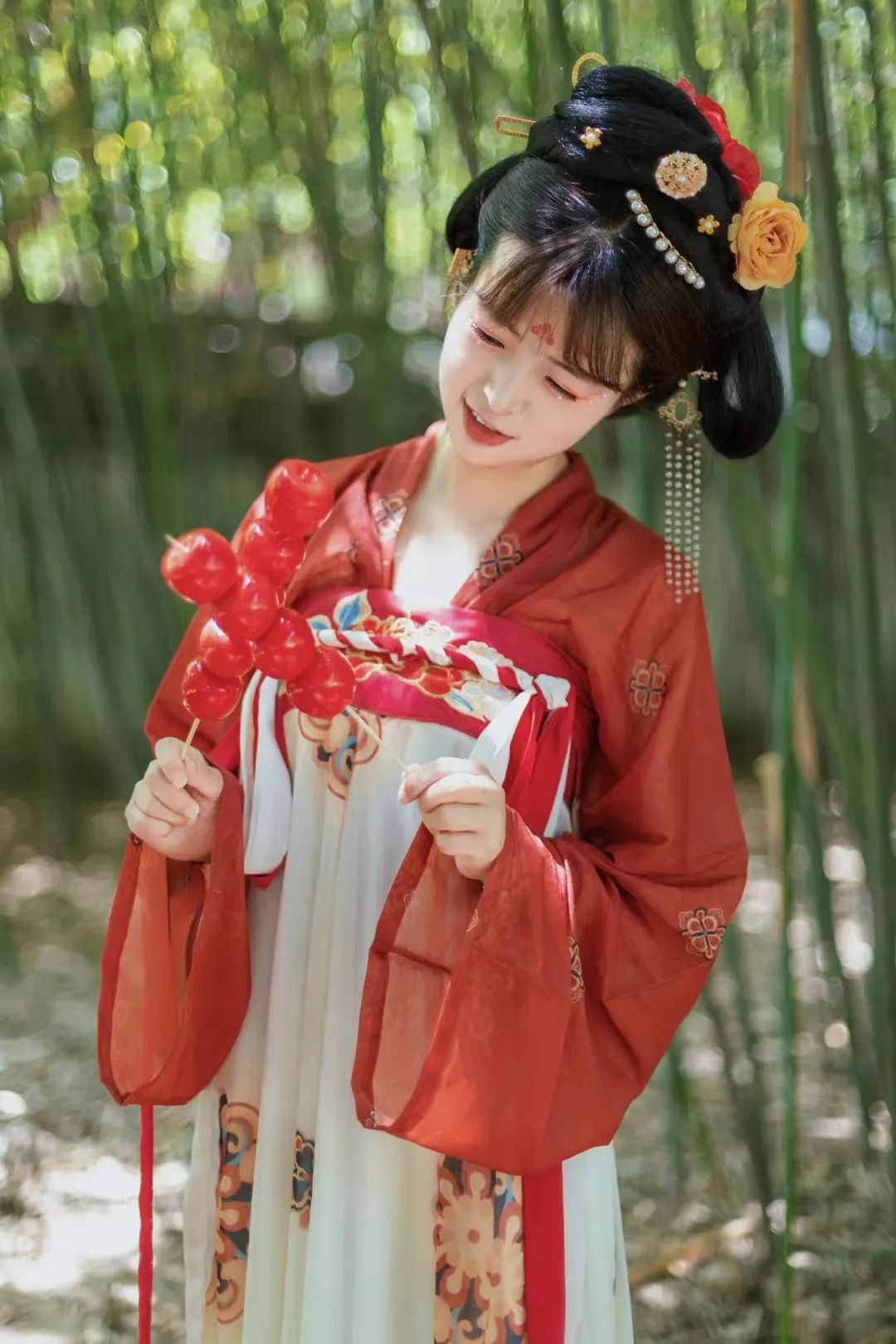 【传统文化】汉服文化:传承千年的华夏之美 【传统文化】汉服文化:传承千年的华夏之美