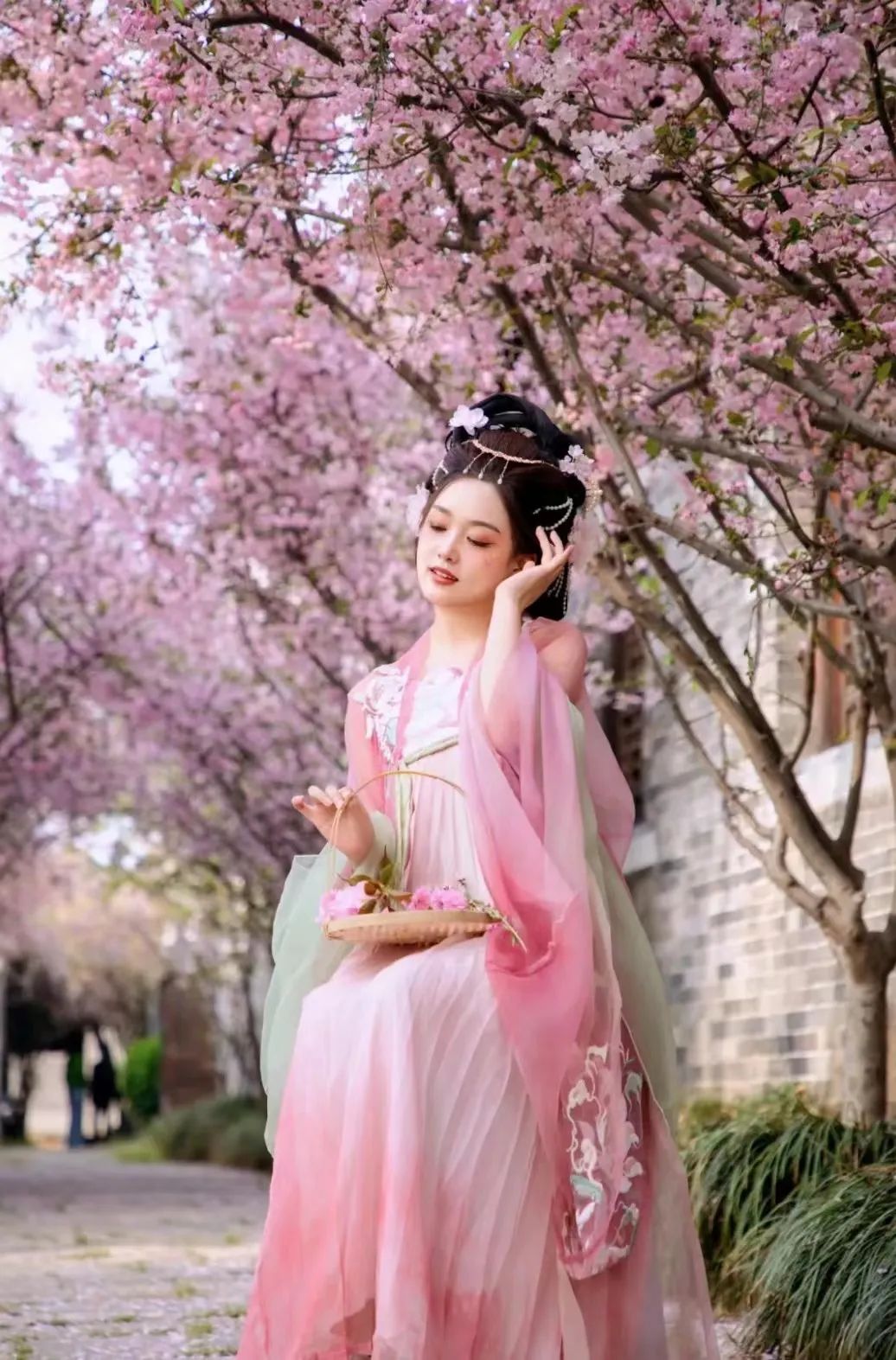 汉服出街!7个出片的绝美古风打卡地,即刻就出发! 汉服出街!7个出片的绝美古风打卡地,即刻就出发!