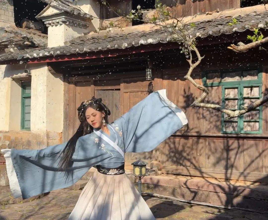 旅居云南丨镇沅振太镇:当紫马街邂逅汉服 一眼千年的古村浪漫 旅居云南丨镇沅振太镇:当紫马街邂逅汉服 一眼千年的古村浪漫