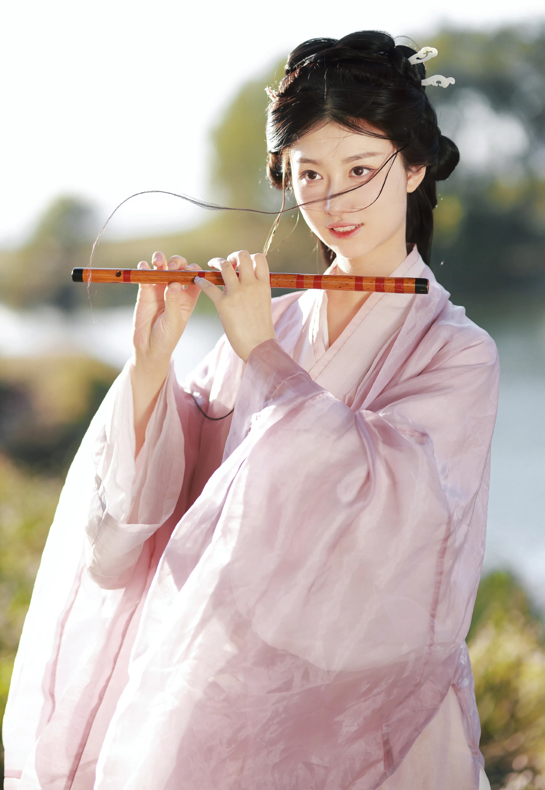 水边花篮