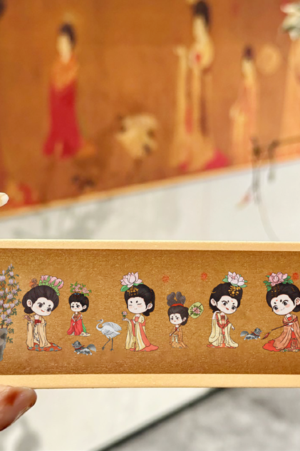 数字科技“复活”盛唐仕女!文博会山东展区上演《簪花仕女图》千年穿越 数字科技“复活”盛唐仕女!文博会山东展区上演《簪花仕女图》千年穿越
