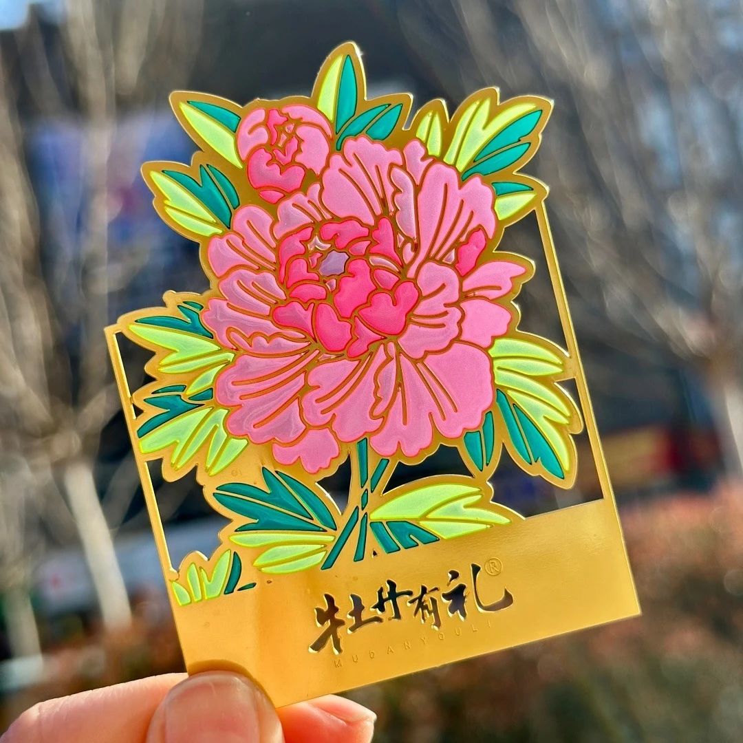 数字科技“复活”盛唐仕女!文博会山东展区上演《簪花仕女图》千年穿越 数字科技“复活”盛唐仕女!文博会山东展区上演《簪花仕女图》千年穿越