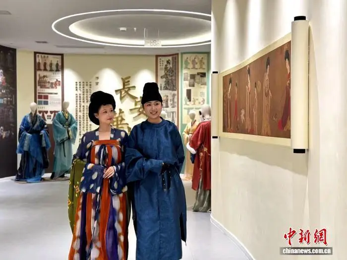 西安青年以数字化赋能汉服传承：让千年衣冠走向日常与世界