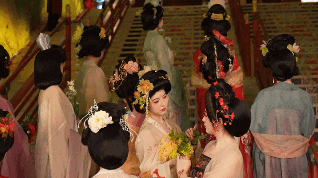 穿汉服免费入园！长安十二时辰【花朝节】福利来了！