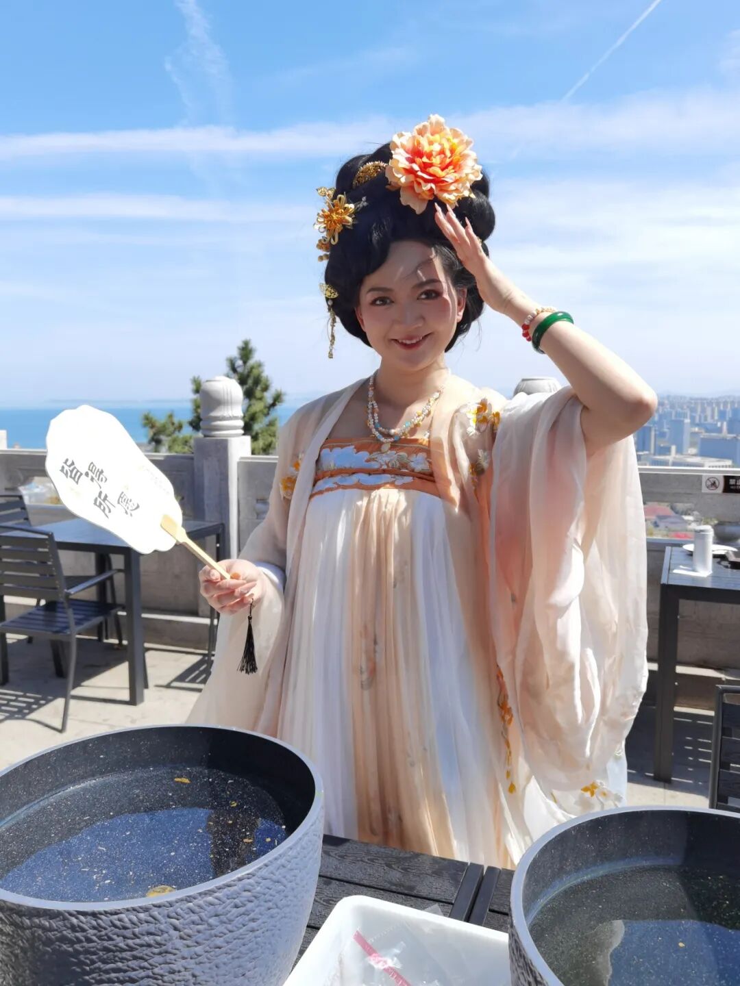 山海之间,凤凰山上一场汉服翩跹的千年之约