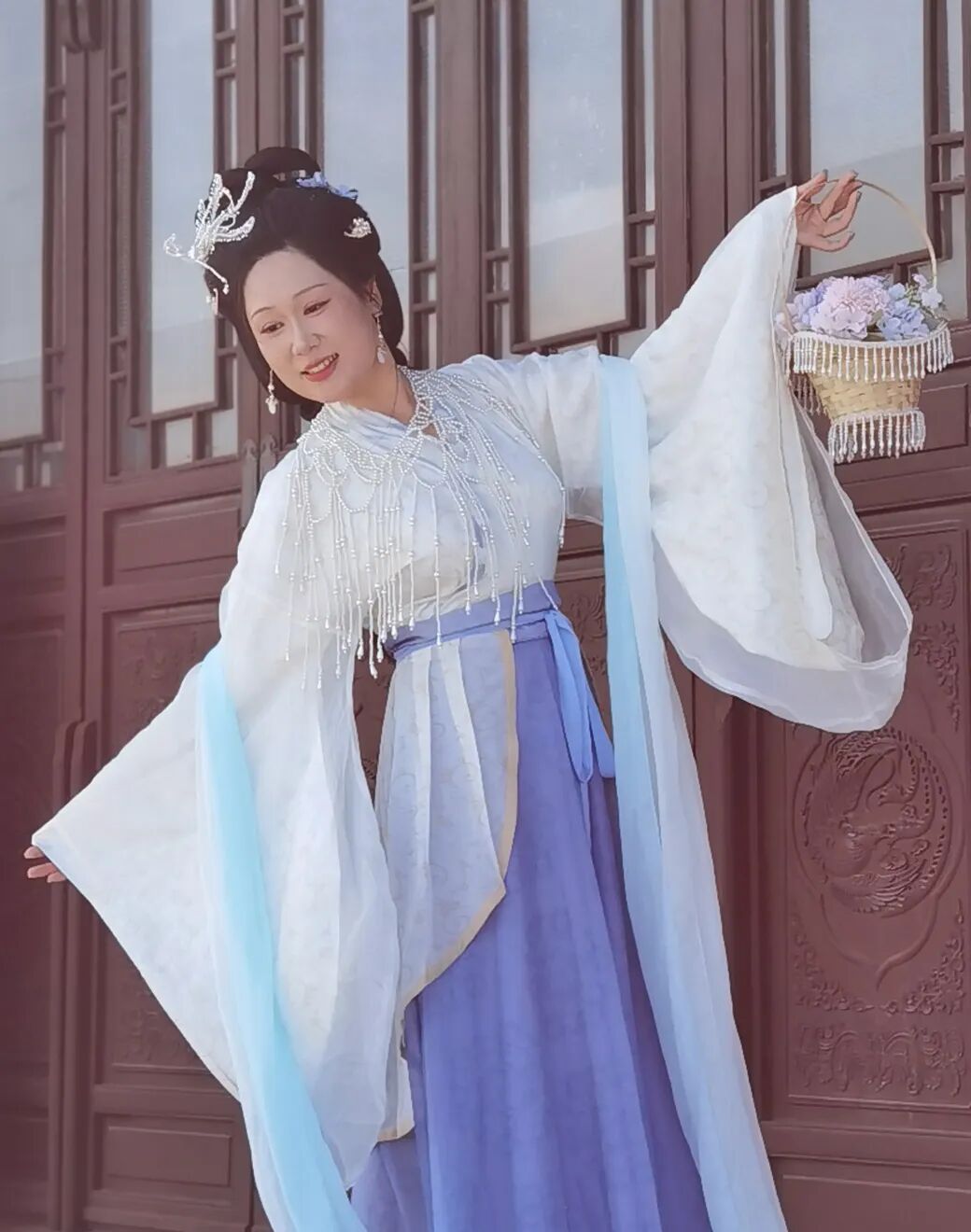 山海之间,凤凰山上一场汉服翩跹的千年之约