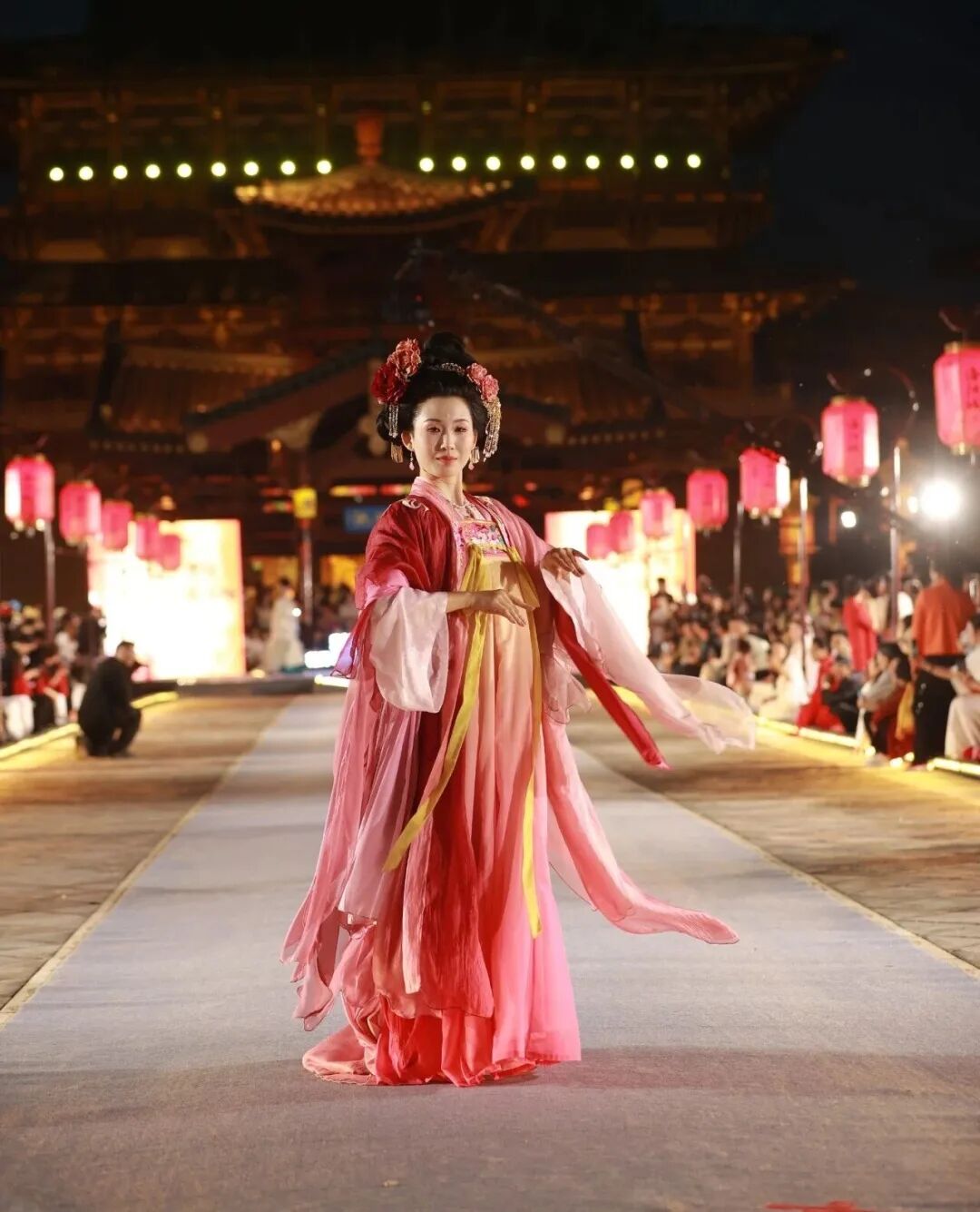 华服盛典现场
