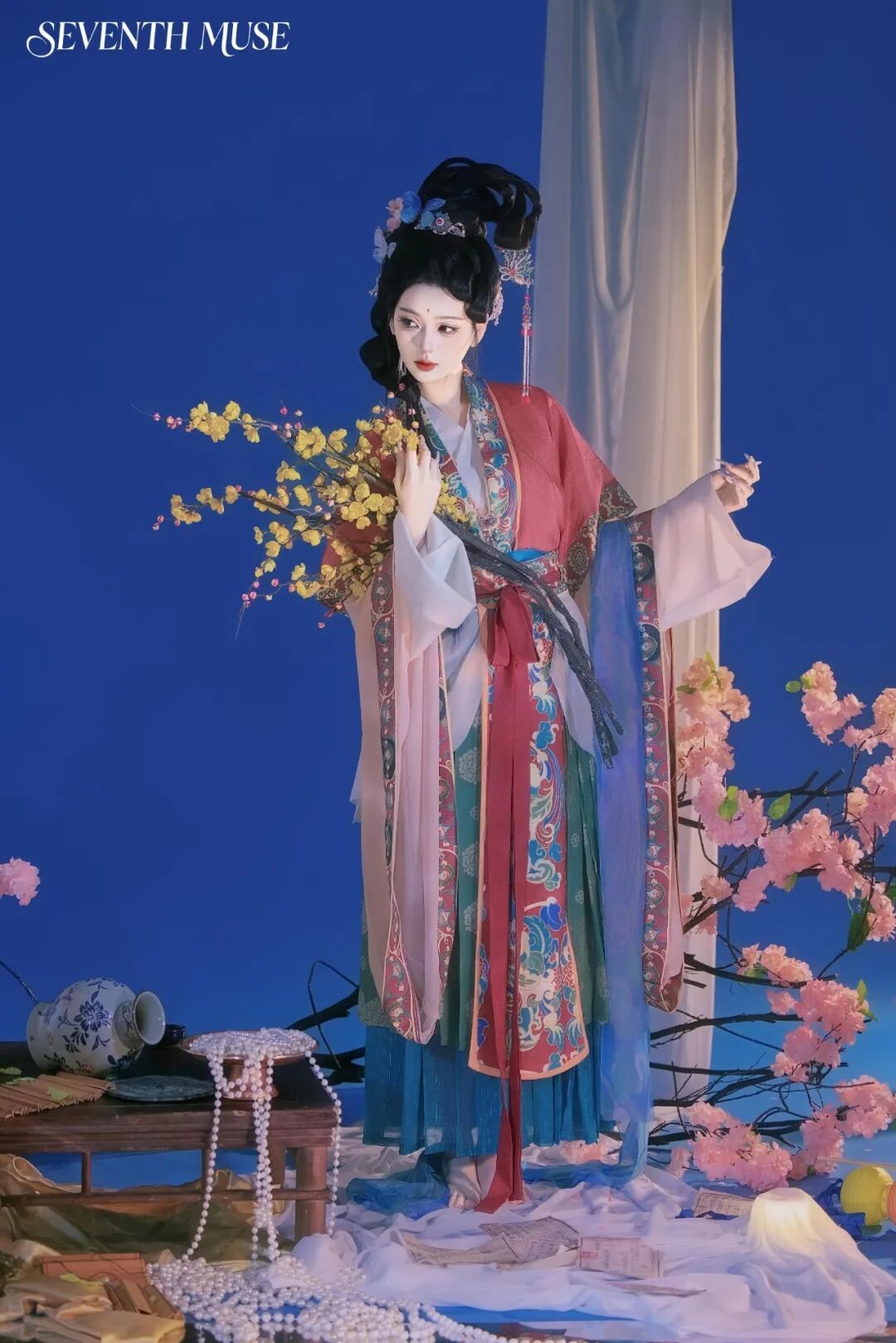 汉服拍照9个古风姿势,温柔松弛又有氛围感 汉服拍照9个古风姿势,温柔松弛又有氛围感