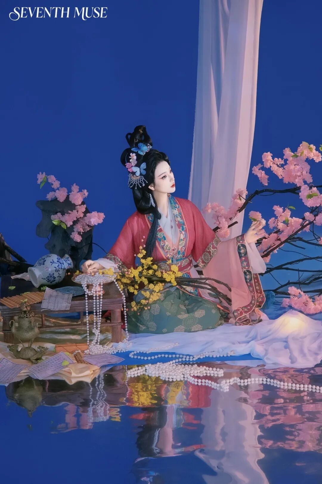 汉服拍照9个古风姿势,温柔松弛又有氛围感 汉服拍照9个古风姿势,温柔松弛又有氛围感