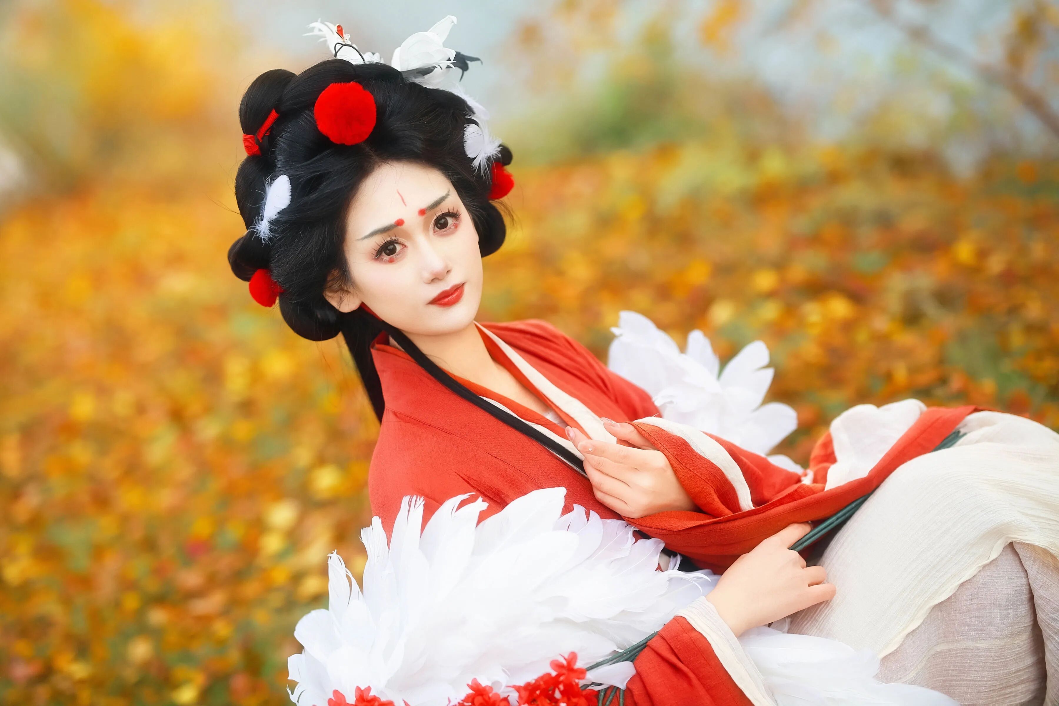 躺卧银杏，天然金毯