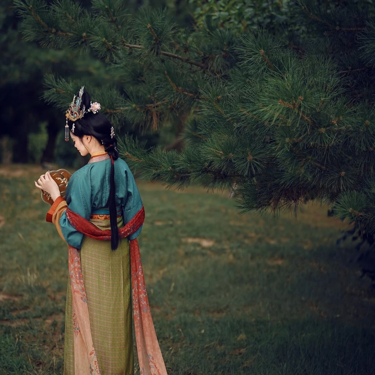 天堂明堂仕女行:唐风汉服映宫阙,一梦回到神都洛阳