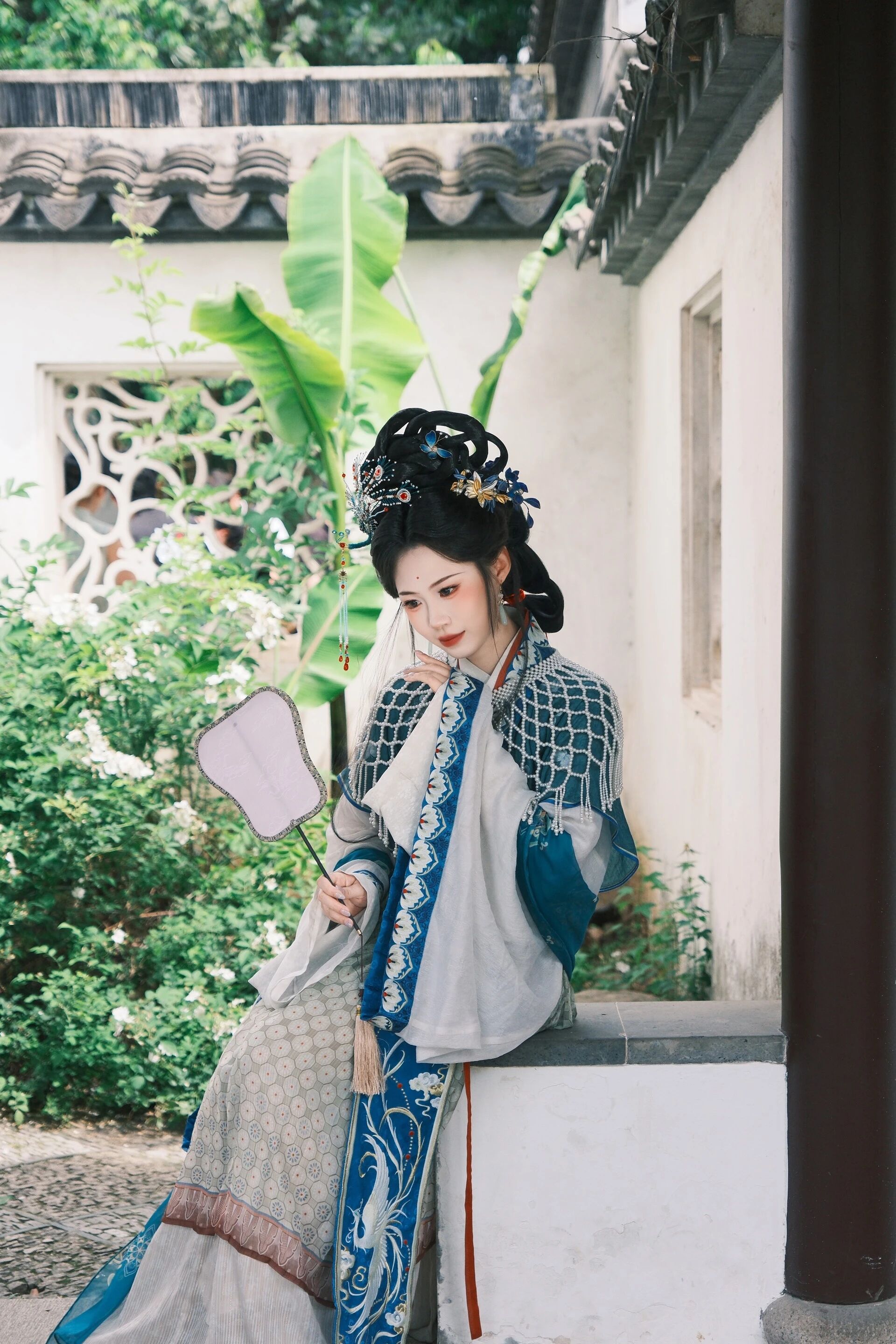 【汉服写真】宋韵神仙复原约拍:感我此言良久立,衣袂如见旧时人