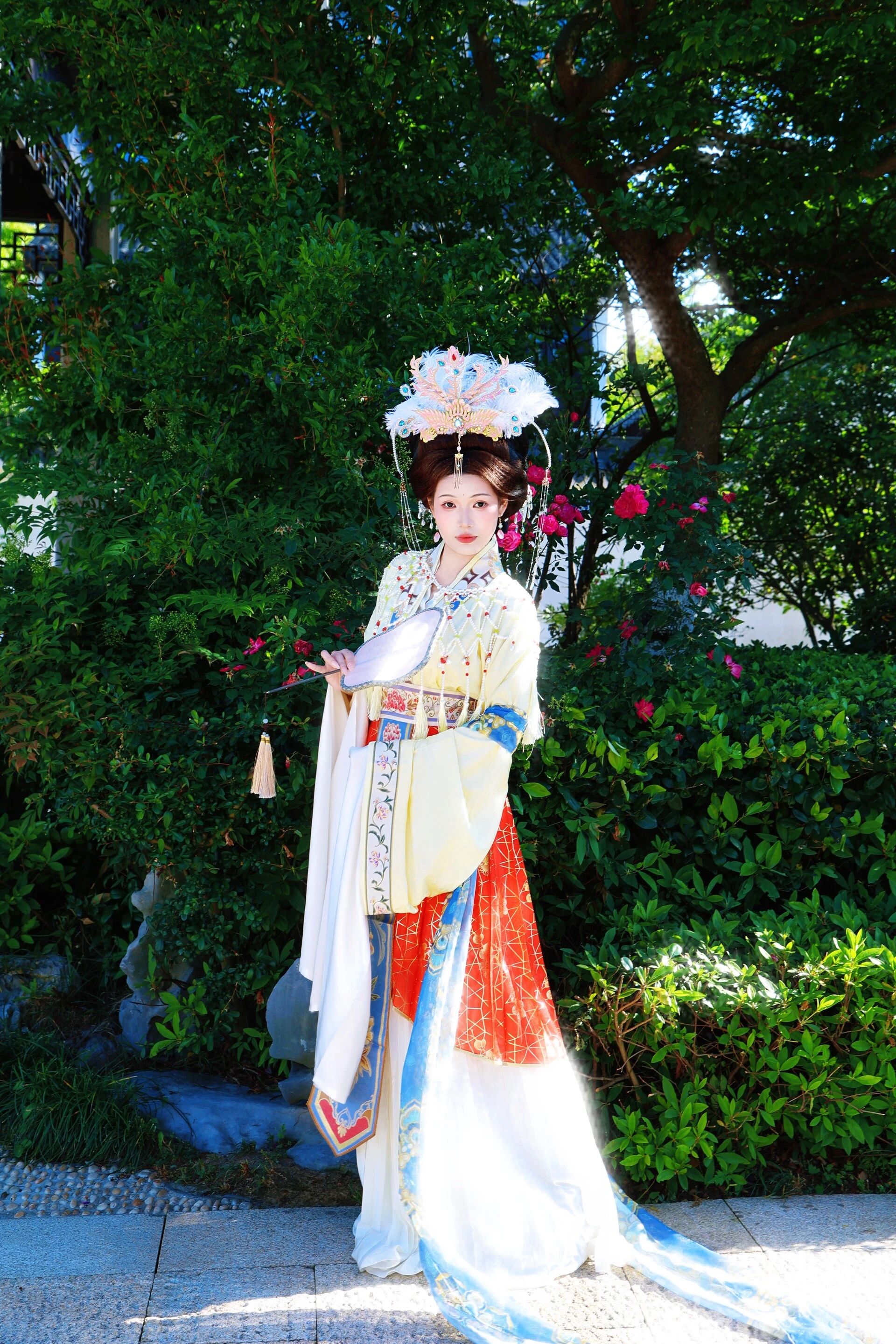 【汉服写真】向阳而生:把汉服穿进日光里,衣袂染暖