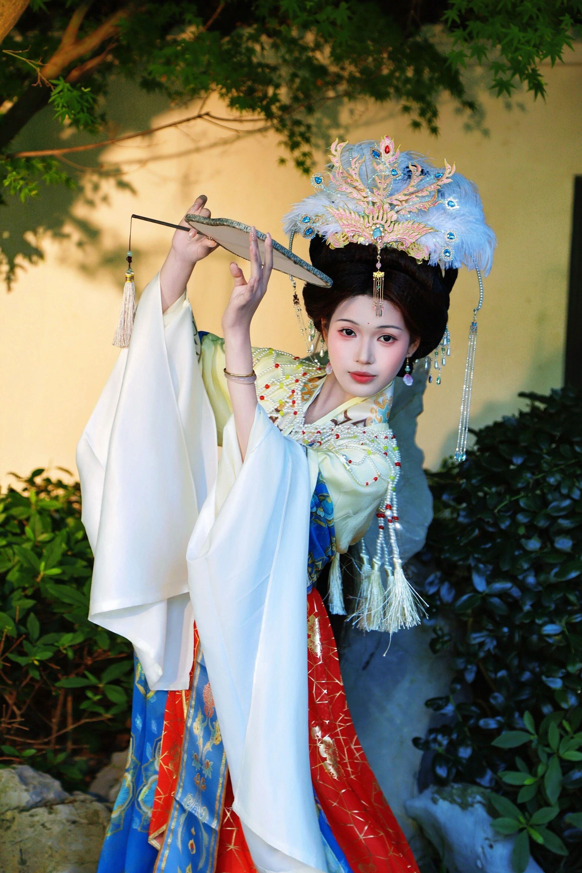 【汉服写真】向阳而生:把汉服穿进日光里,衣袂染暖