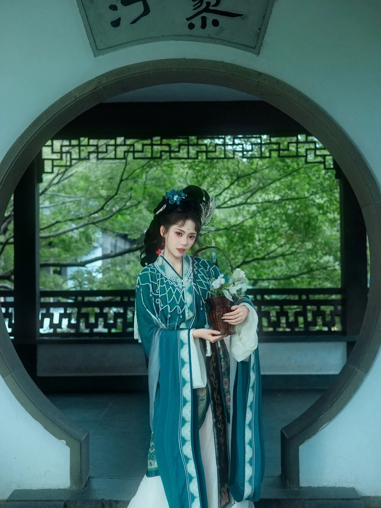 【汉服写真】宋仕女 · 轻复原 11