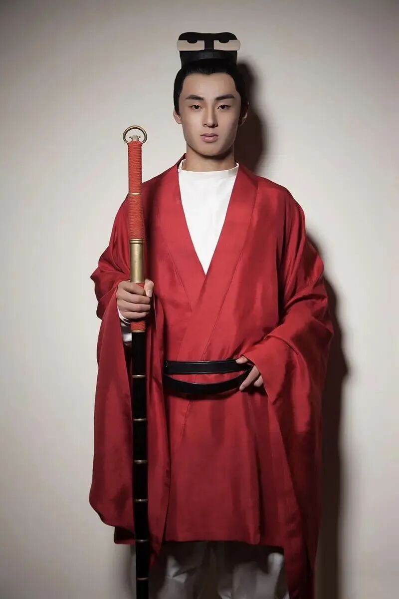 汉服形制详解:三要素与五大基础形制 汉服形制详解:三要素与五大基础形制