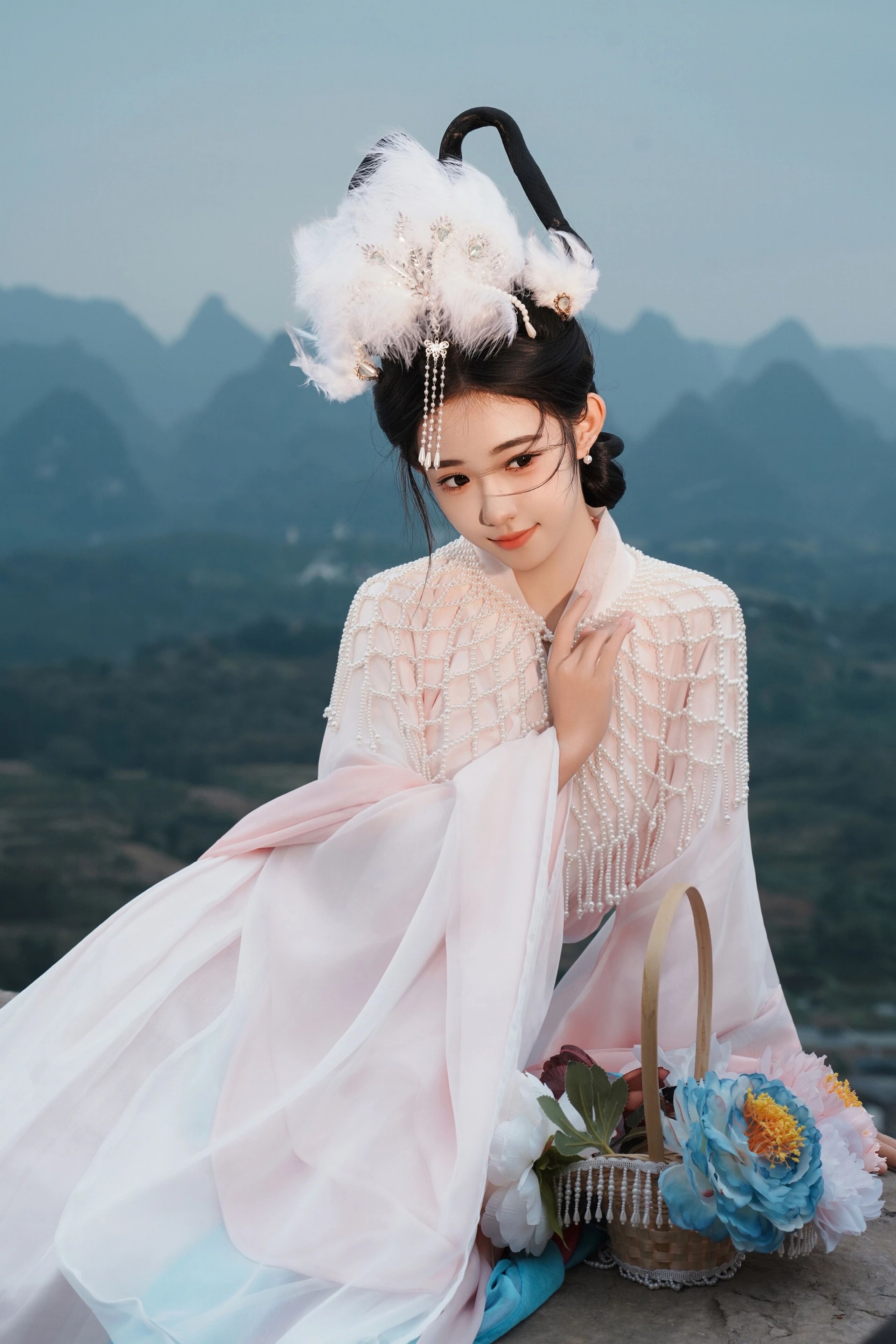 峰林之下 · 仙女下凡 唐制第3帧/9·竖幅