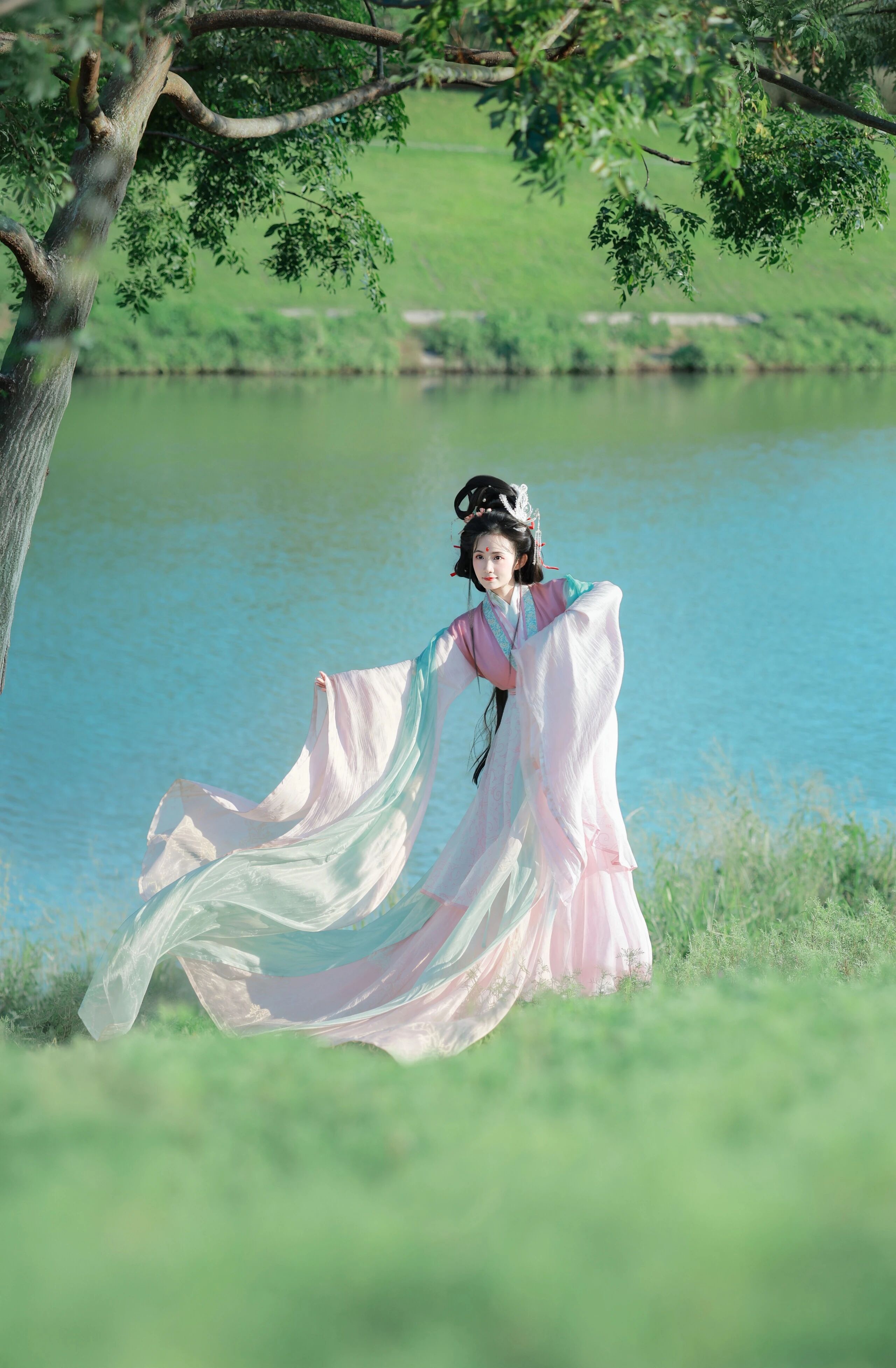 河畔春风 · 纱起如烟 唐制第6帧/7·竖幅