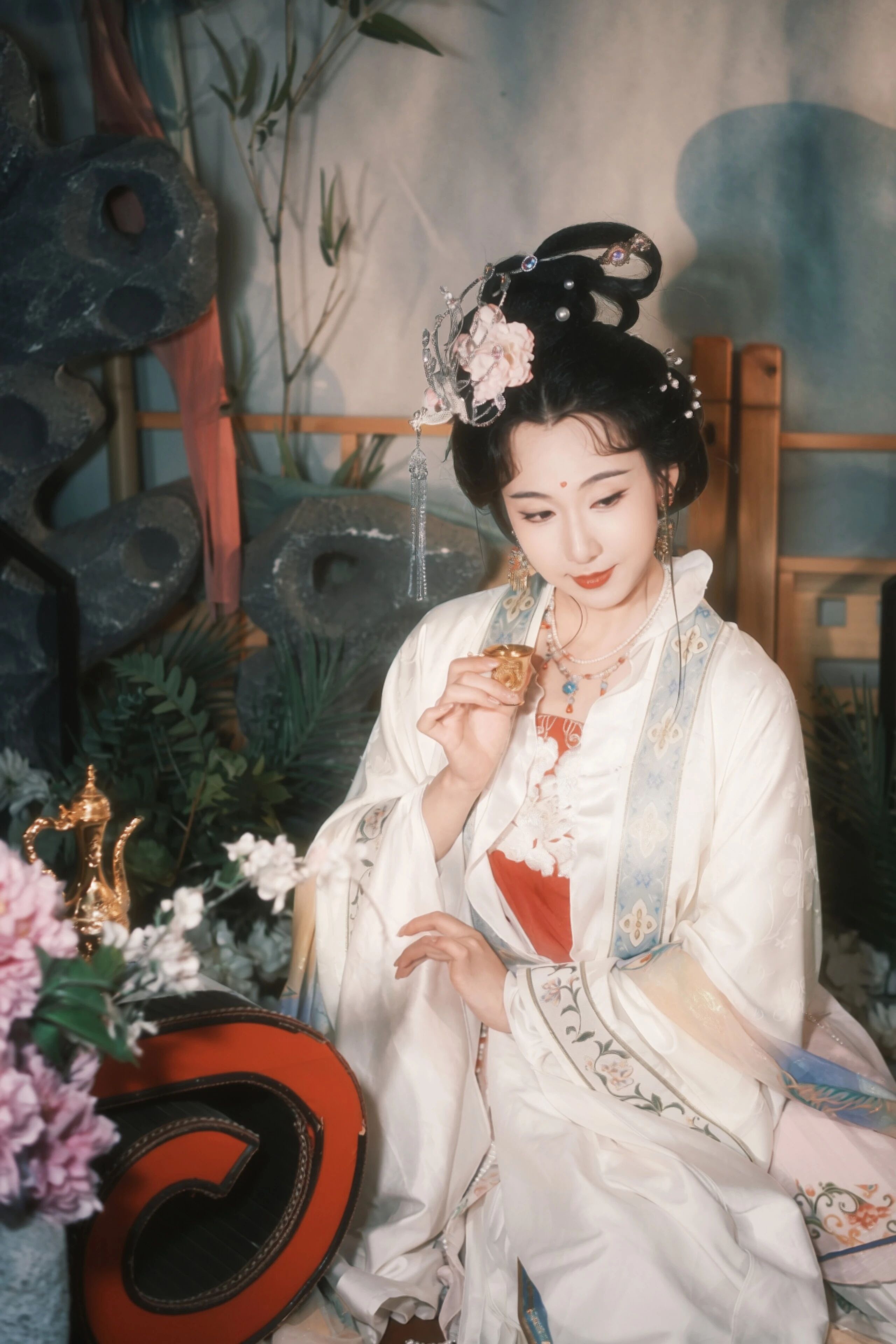嫦娥 · 月下影棚 影棚第8帧/10·竖幅