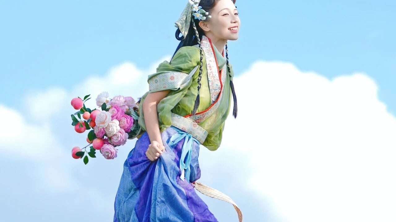 载入风中的少女 · 山野与云