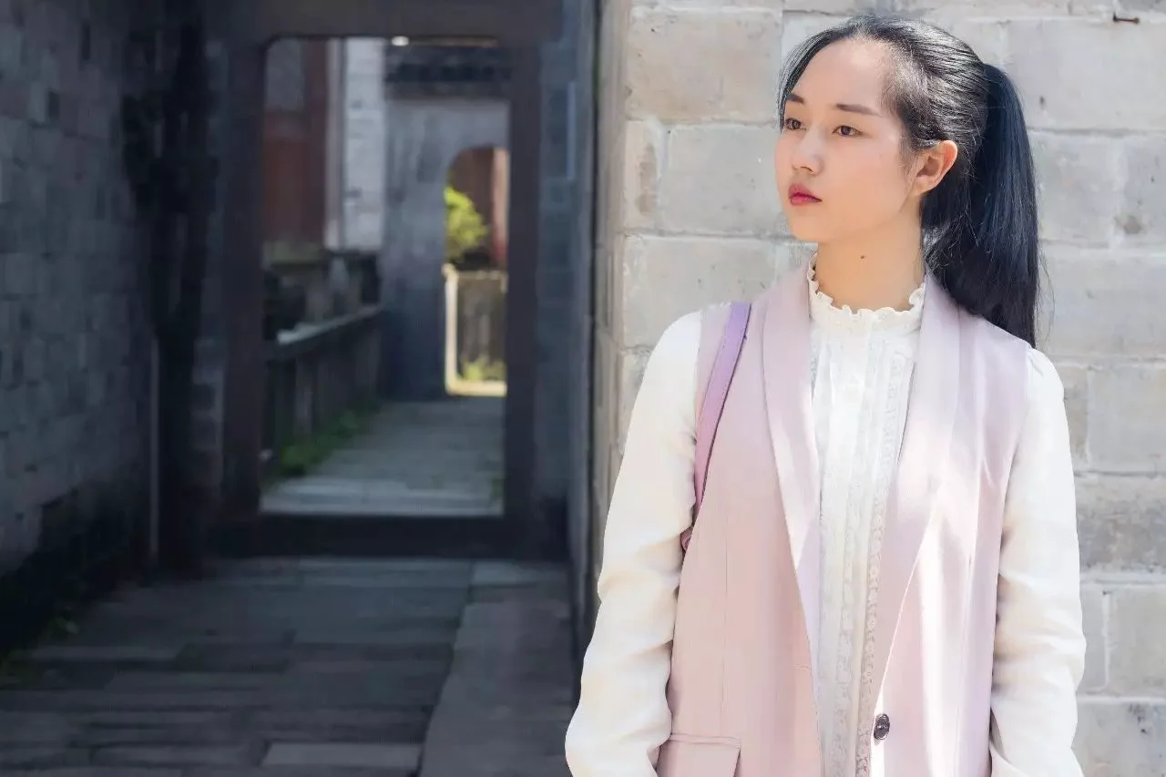 汉服摄影｜一回首，已千年