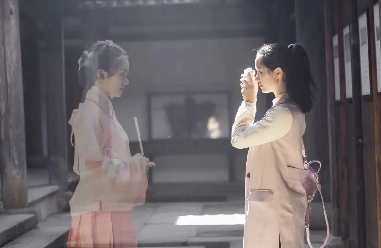 汉服摄影｜一回首，已千年