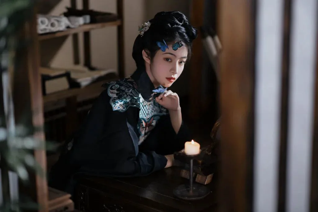 蝴蝶夫人 幽静轻盈的梦｜汉服摄影
