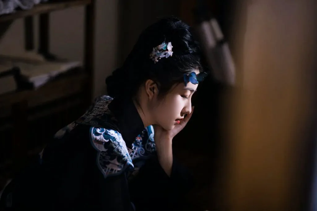 蝴蝶夫人 幽静轻盈的梦｜汉服摄影