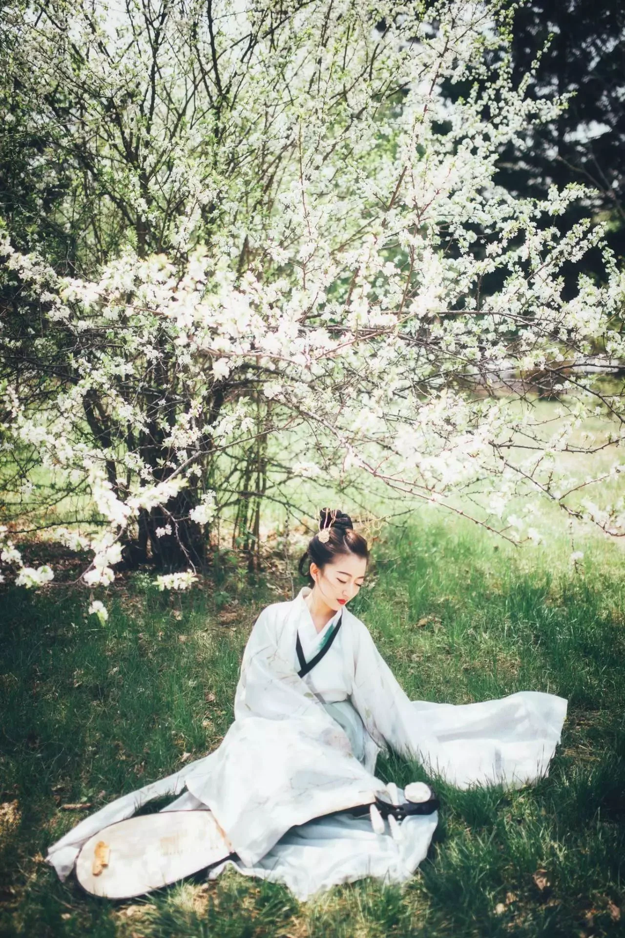 汉服摄影丨一场梦幻，美得充满想象