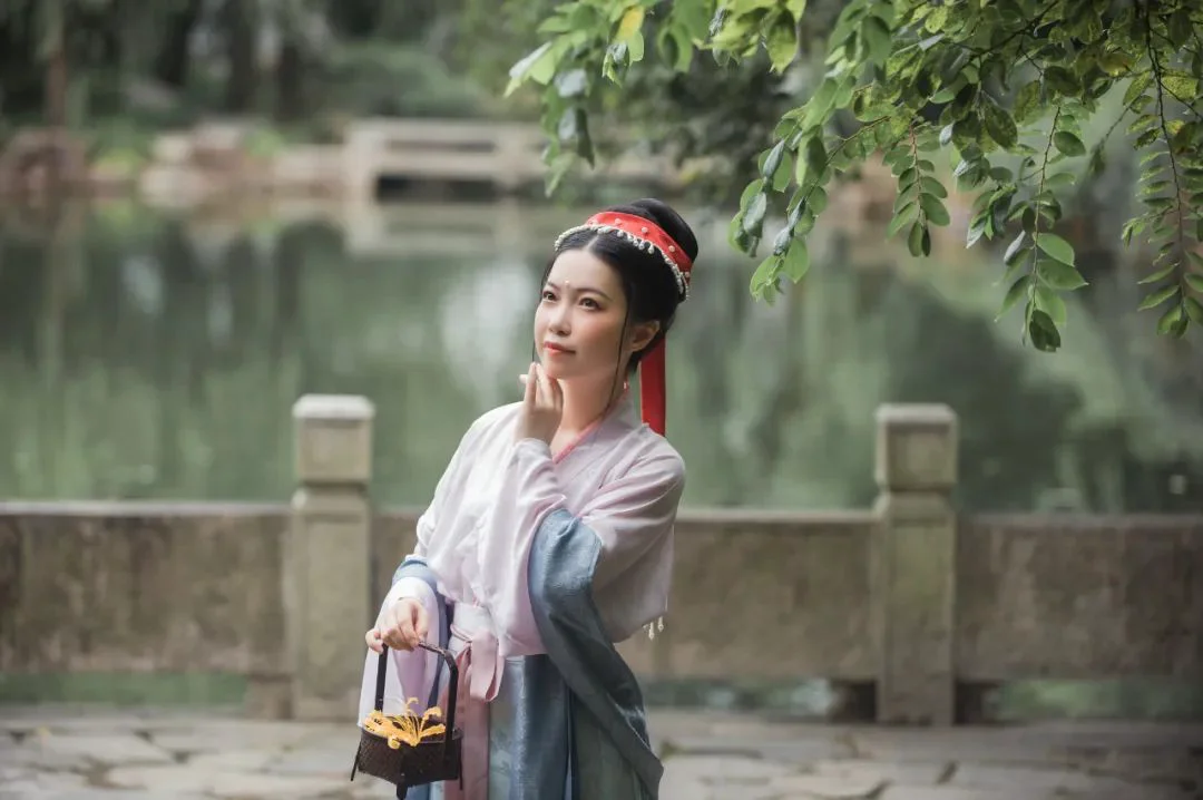 穿汉服游赏中国｜苏州·太仓南园