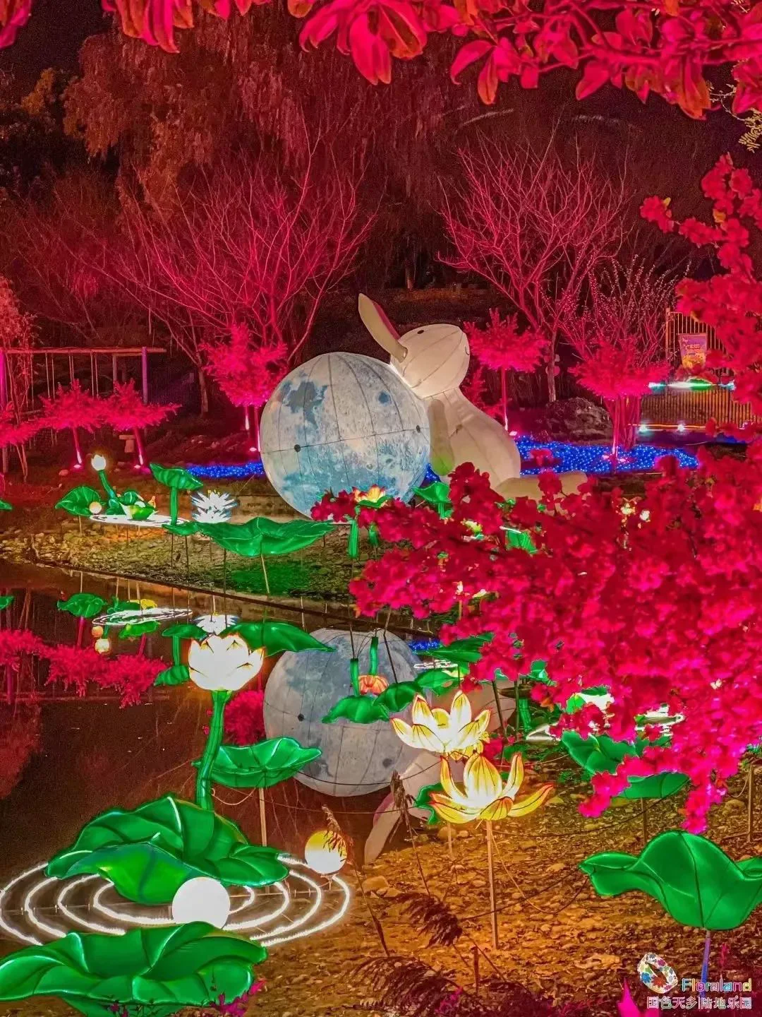 元宵节穿汉服免费入园：2023年元宵节期间多地景点开展穿汉服免费入园活动