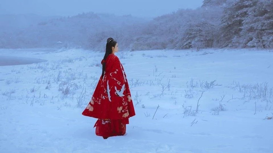 杭州｜穿汉服感受第一场大雪，太美了！