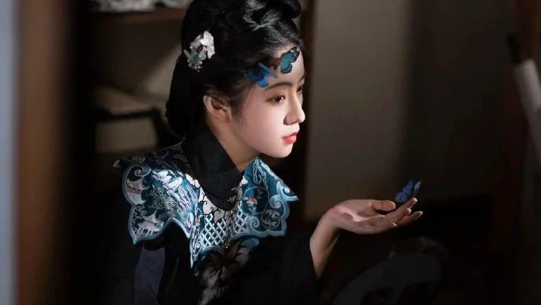 蝴蝶夫人 幽静轻盈的梦｜汉服摄影