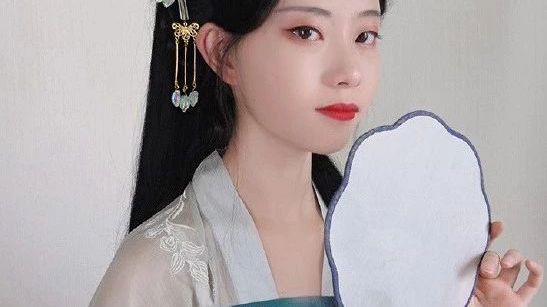 汉服发型教程 | 简单十步 小白也能梳出百搭又好看的汉服发型