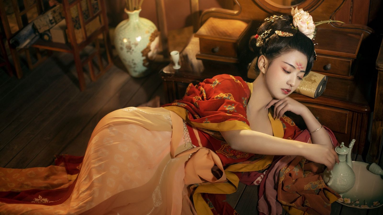 把酒与黄昏，醉有几分浓｜汉服摄影