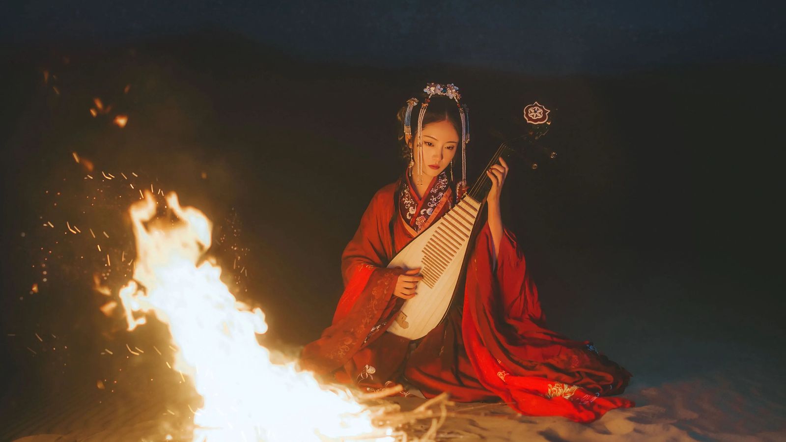篝火汉服氛围感，火光放左侧就够了