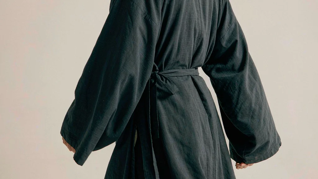 男生汉服怎么选？玄端、道袍、圆领袍、曳撒，五条气质线一篇讲清